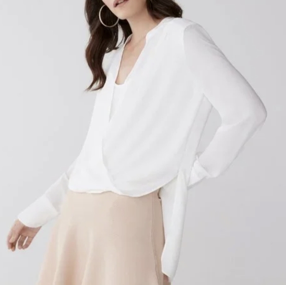 🎉3/$50🎉 Maison d'Amélie Hi-Lo Top - Picture 2 of 6